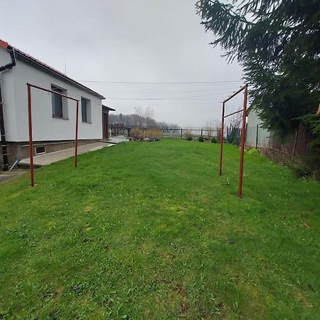 Dum Nedaleko Resovskych Vodopadu Villa Tvrdkov Exterior foto