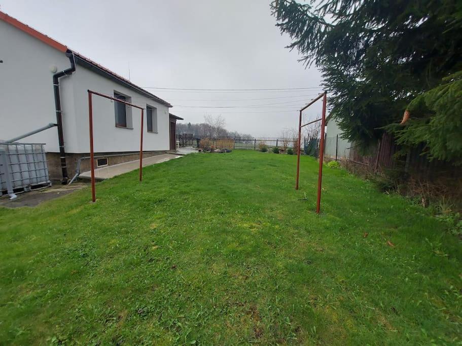 Dum Nedaleko Resovskych Vodopadu Villa Tvrdkov Exterior foto