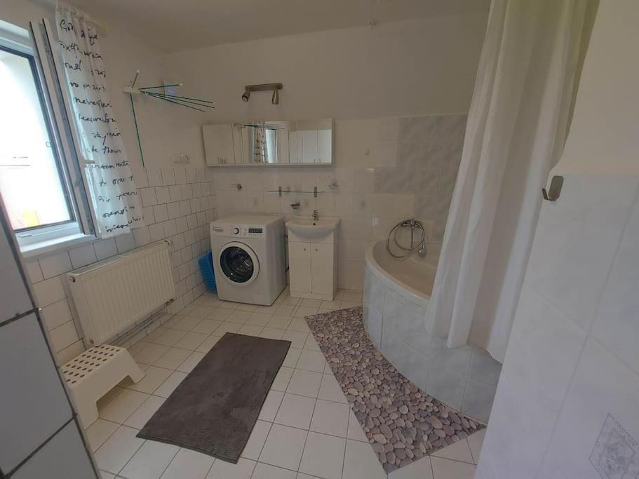 Dum Nedaleko Resovskych Vodopadu Villa Tvrdkov Exterior foto